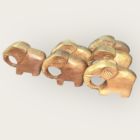 Vintage Set Of 5 Wood Napkin Holders Rings Hand Carved Elephant 3.5” X2.5” - Picture 5 of 10